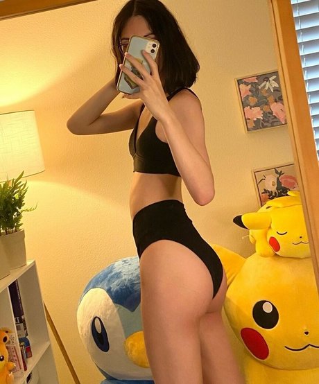 eskayuwu kunst heiße fotos