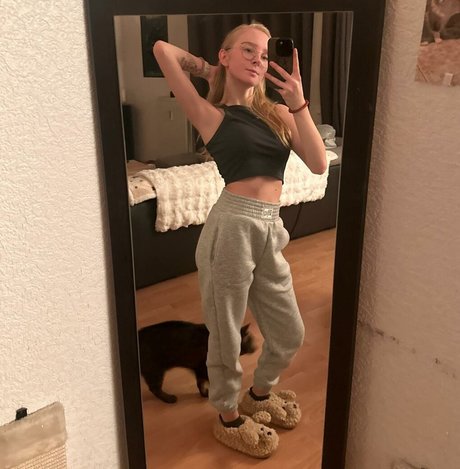 blonde vivi kunst erwachsene galerie