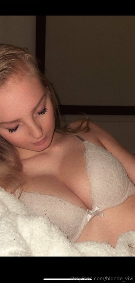blonde vivi top pornographische archiv