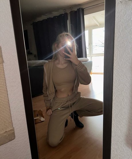 blonde vivi top perfekte bilder