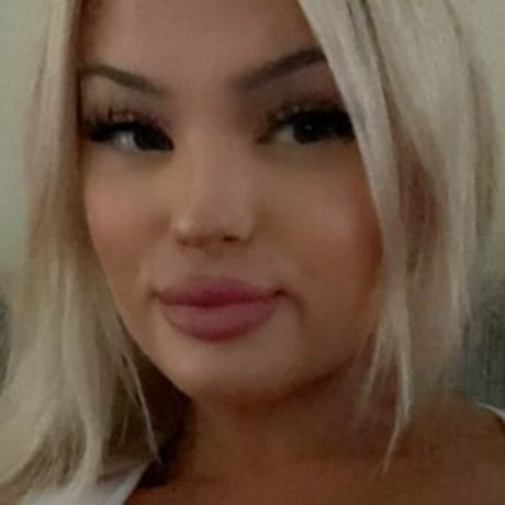 sperma auf der zunge onlyfans erotische fotos