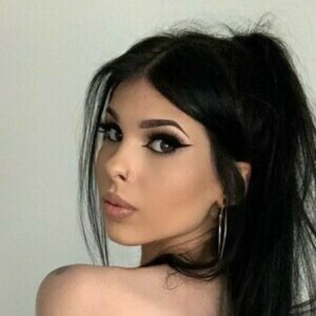 itsallpeachy x nackte bilder