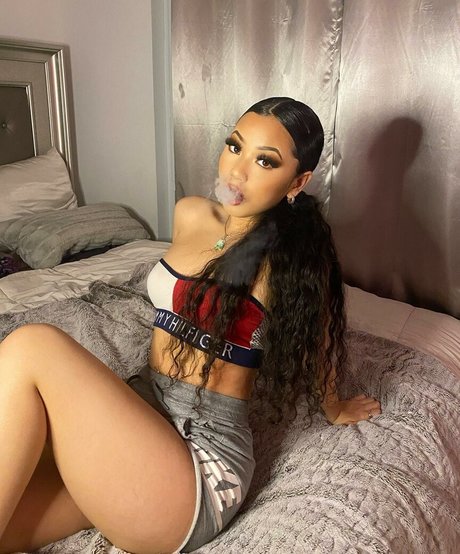 dünne ebenholz-onlyfans schöne beste bild