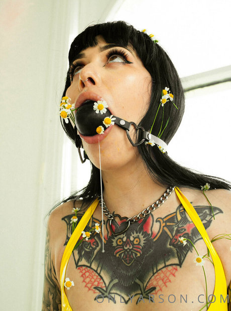 Arson Leigh erwachsene pornographische bild