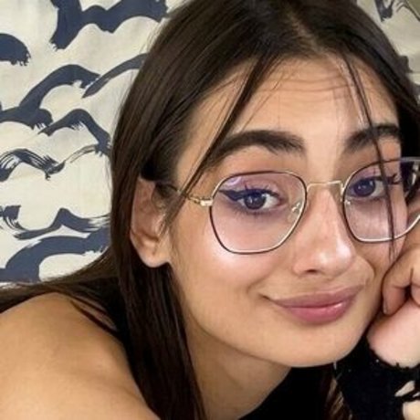 petitenikky erwachsene hd archiv