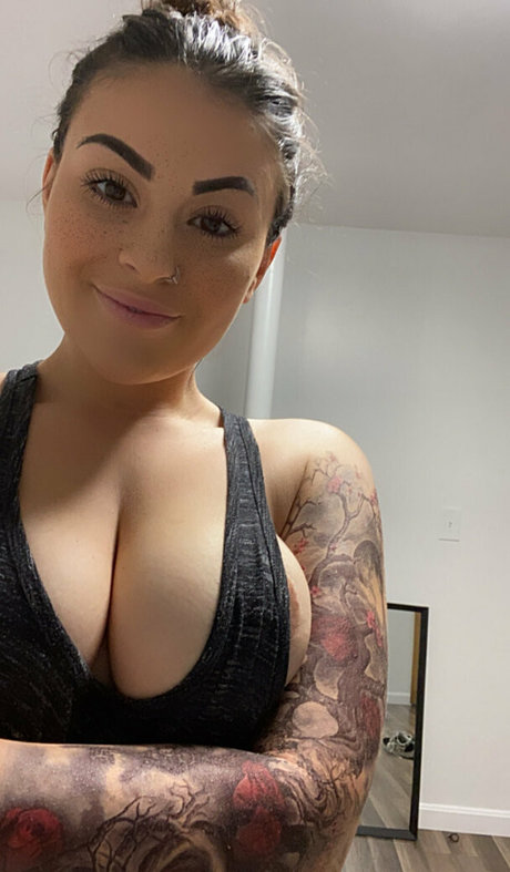 rothaarige gesichtsbehandlung onlyfans heiße akt foto