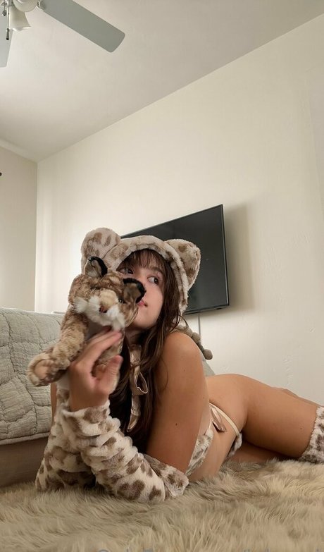 julesari hd nackten fotos