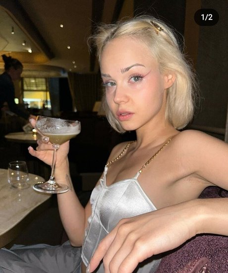 Veroniquepoland heiße freie galerie