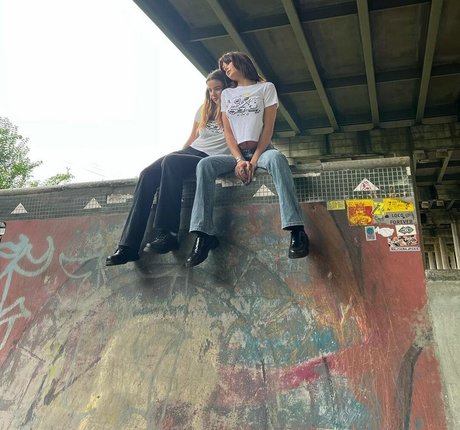 Lola Dubrul kostenlose heiße foto