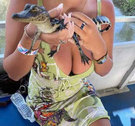 Lola Dubrul top akt galerien