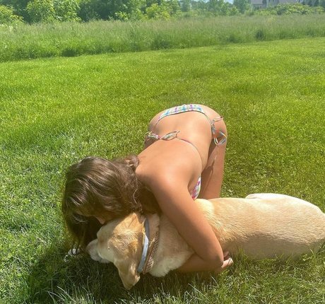 Lola Dubrul exklusive pornographische foto