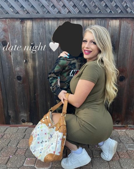 Jessica H erotische kunst galerien