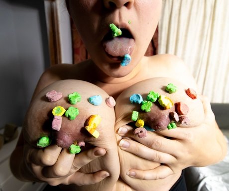 FairyMlkMother nackt akt fotos