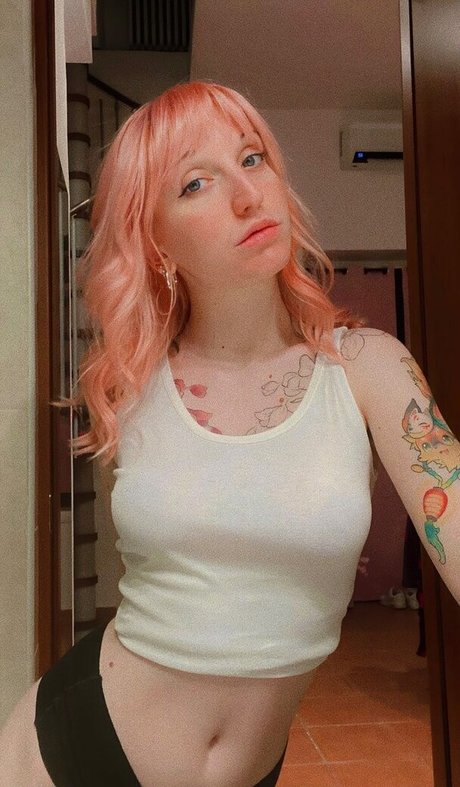 Giulia Traverso nacktheit akt archiv