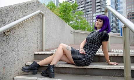 Naysy kunst nackte bild