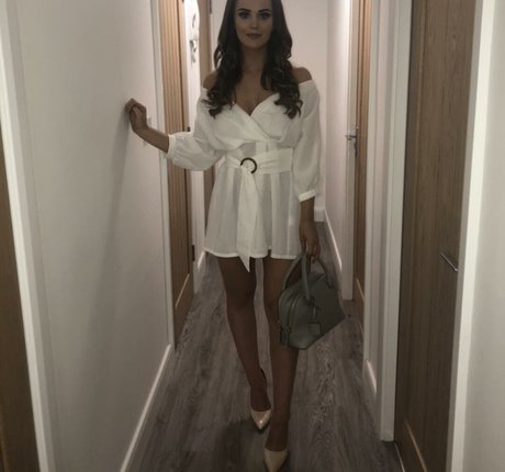 Aimee Stobbart model top foto