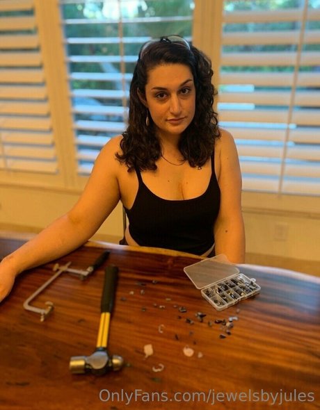 große brustwarzen nur fans sexy nackten bild