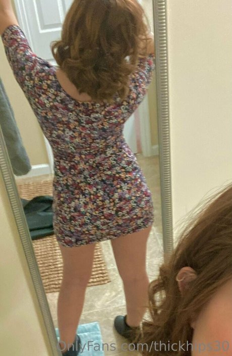 thickhips30 pornostar top foto