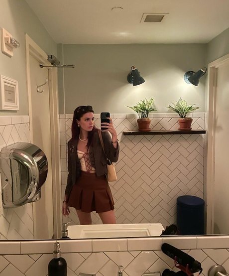 McKenzie Bell xxx pornographische galerien