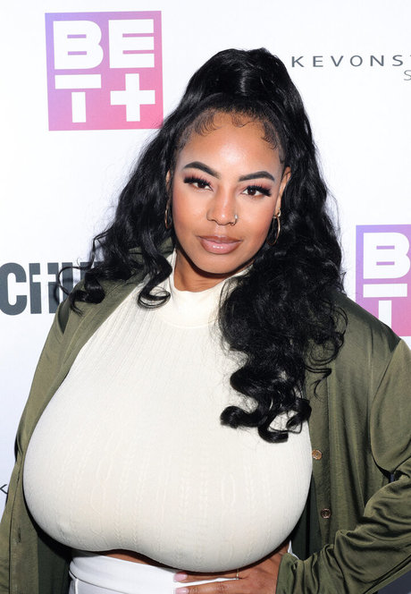 persephanii erwachsene kunst foto