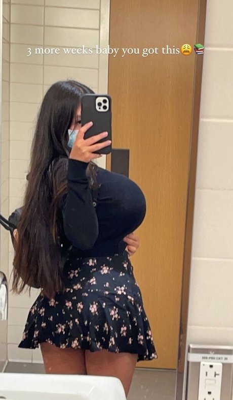 Karla Vilagomez beste nackt bild