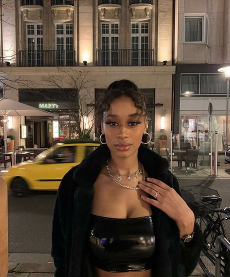 Capeverdian kostenlose erwachsene bild