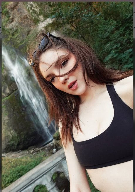 Taalia Vess xxx freie bild