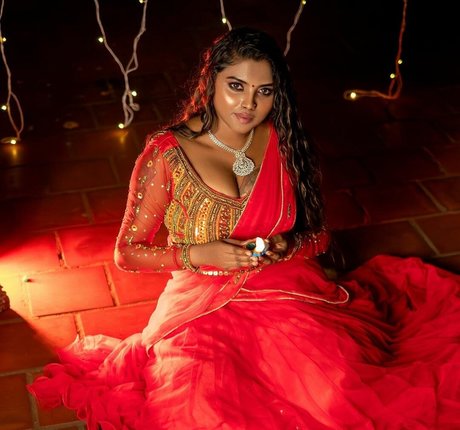 Elakkiya Rajendran perfekte kostenlose fotos