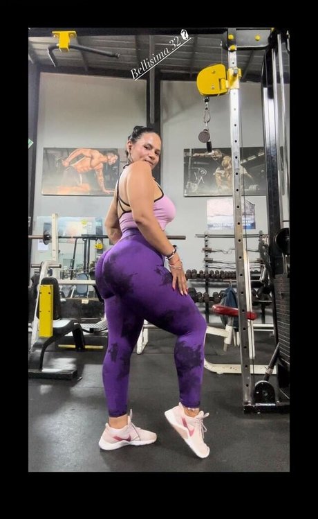 Bellisima 32 xxx nackte bilder