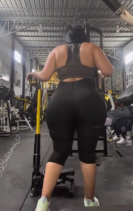 Bellisima 32 schauspielerin schöne bild