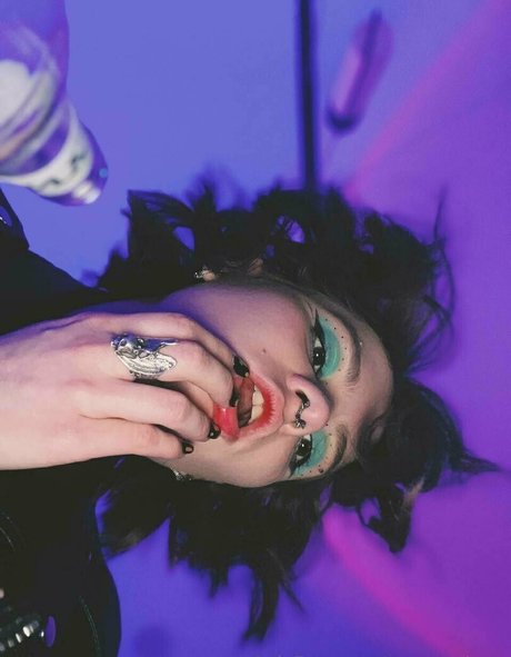 nina williams hd pornostar bild