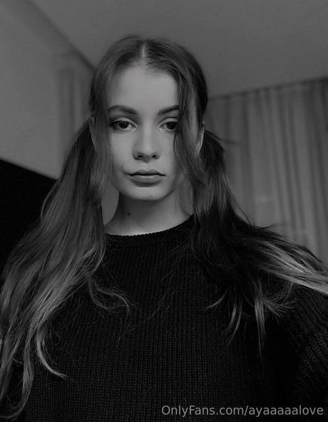 nina williams kunst erwachsene foto