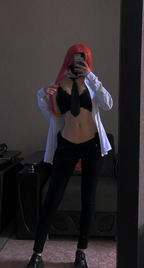 llhellsing schauspielerin freie bild