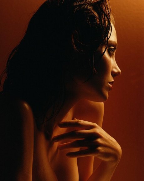 April Bowlby schauspielerin nacktheit foto