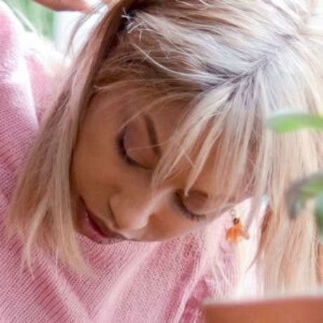 Milloux freie nackte archiv