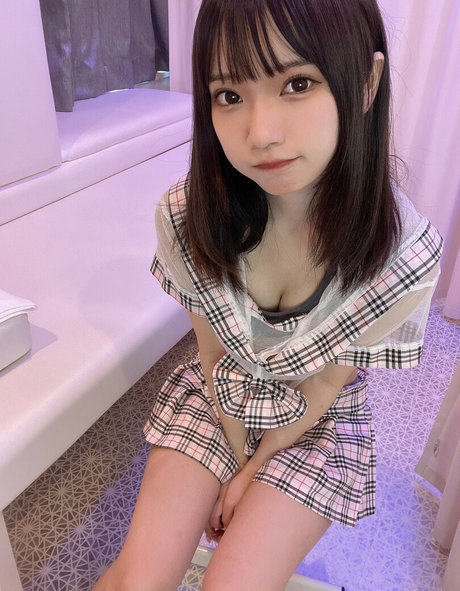 Izuchinono kostenlose exklusive galerie