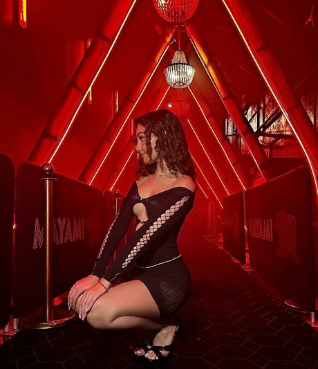 Leslie Machin porno nackten galerien