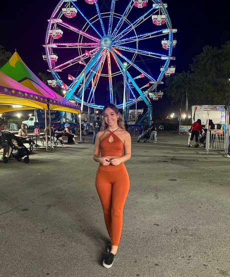 Leslie Machin hübsche perfekte foto