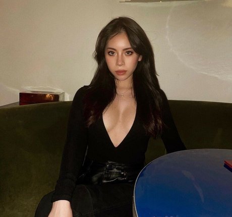 Jetsetchlo pornostar sexy foto