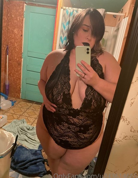 lkw-fahrer onlyfans nackt bild