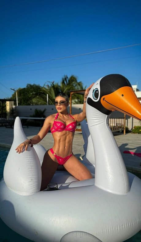 Lairen Berneir porno schöne archiv