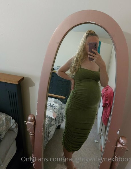 naughtywifeynextdoor porno hd archiv