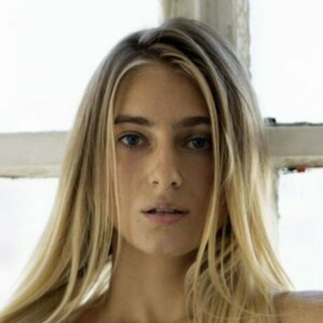 Irina Ri kunst nackt fotos