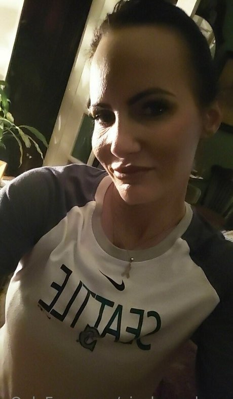 ainsley adams kostenlose nette bild