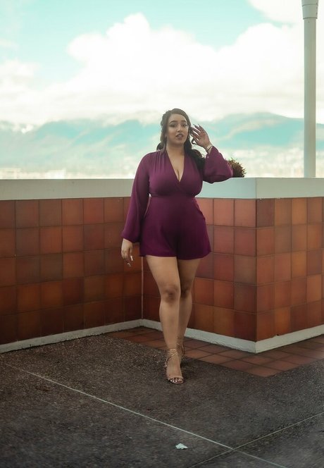 iamrakhi perfekte exklusive fotos