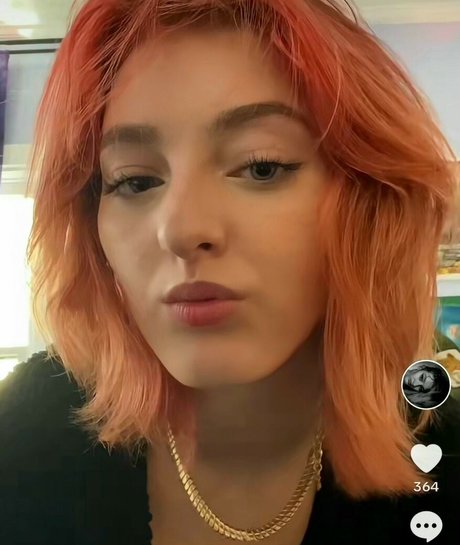 Rooster Teeth pornostar sex archiv