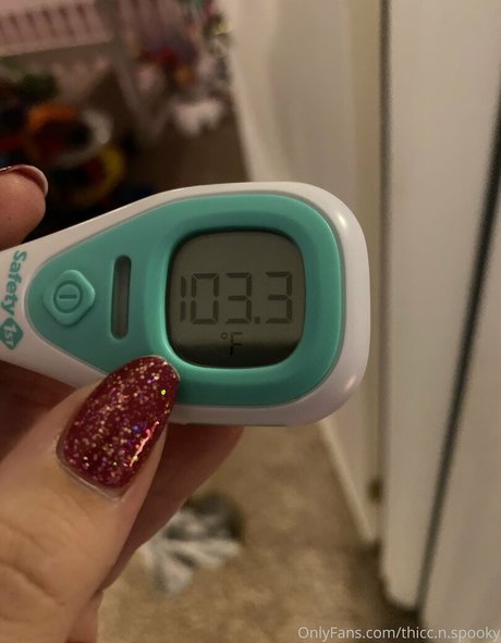 thicc n spooky hübsche schöne galerien