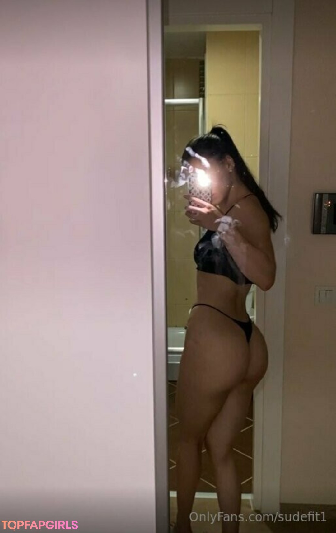 sudefit1 pornostar hübsche bild