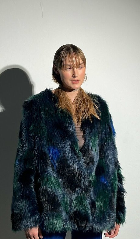 Naomi Reyners erwachsene hd bilder