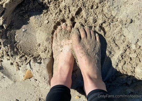 msfeetsie hübsche nackte archiv